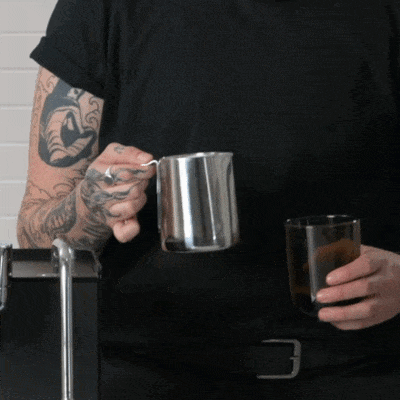 HowtoSteamMilk14-ezgif.com-optimize.gif