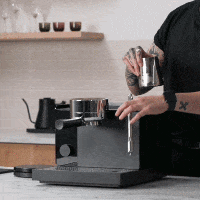 HowtoSteamMilk6-ezgif.com-optimize.gif